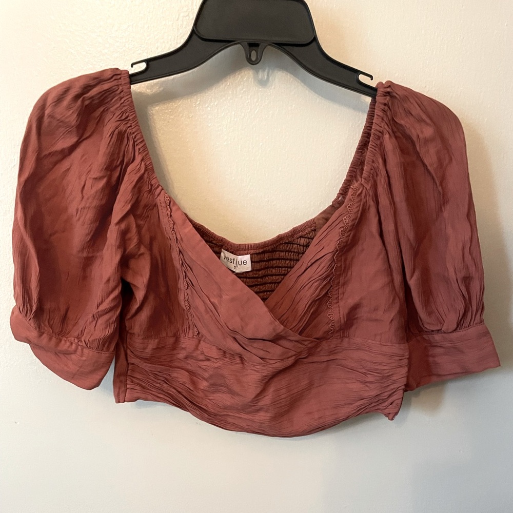 Vestique cropped blouse. Size Small.
